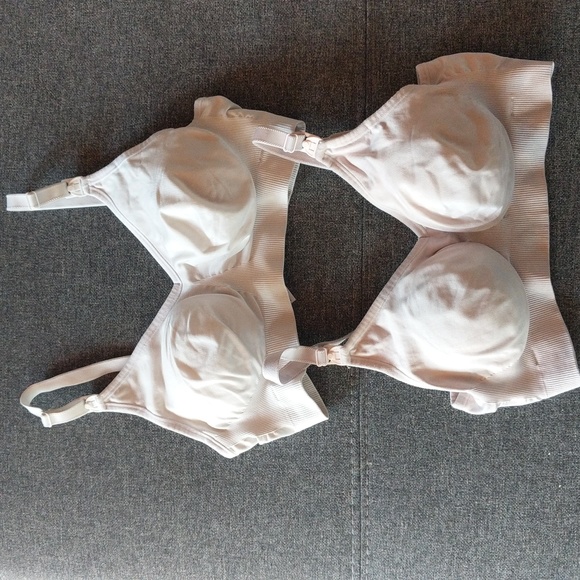 Hanro Bra Black - Picture 13 of 15